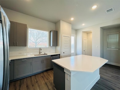 760 W Bedford Euless Rd unit 100, Hurst, TX 76053 - photo 6