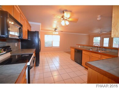 703 Margaret Lee St, Copperas Cove, TX 76522 - photo 7