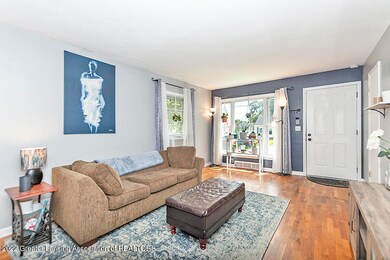 1204 Berten St, Lansing, MI 48910 - photo 4