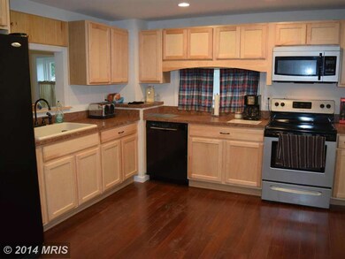 184 Columbia St, Harpers Ferry, WV 25425 - photo 3