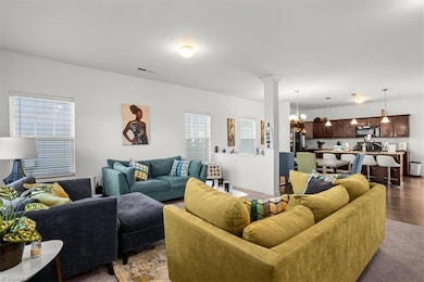 1548 Mcconnell Rd, Greensboro, NC 27401 - photo 7