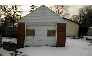 Parking Lot/Garage.