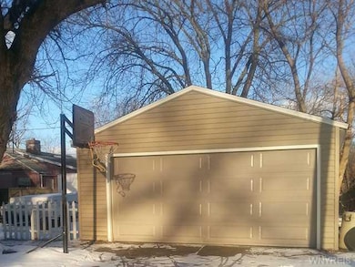 177 Oelkers St, North Tonawanda, NY 14120 - photo 4