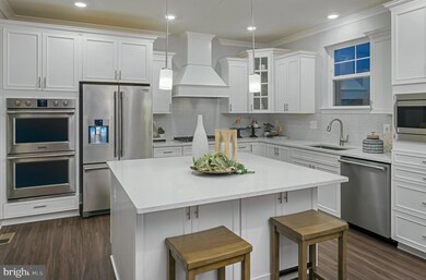 1004 Village Green Way, Brunswick, MD 21716 - photo 2