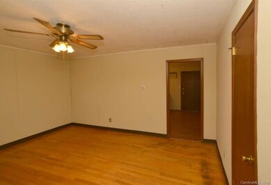 415 1st Ave, Statesville, NC 28677 - photo 7