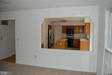 8800 Admiral Dr, Laurel, MD 20708 - photo 7