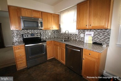 442 S 10th St, Quakertown, PA 18951 - photo 6