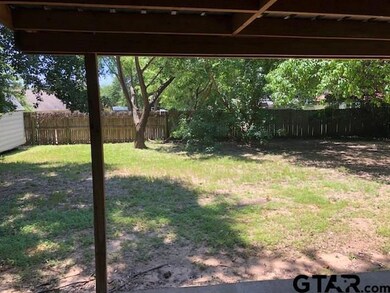 408 408 Raintree, Tyler, TX 75703 - photo 2