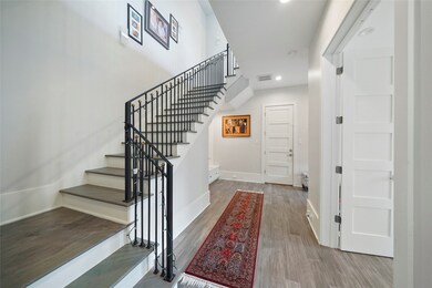 1810 Branard St unit B, Houston, TX 77098 - photo 6