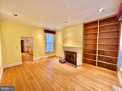 947 25th St NW, Washington, DC 20037 - photo 4