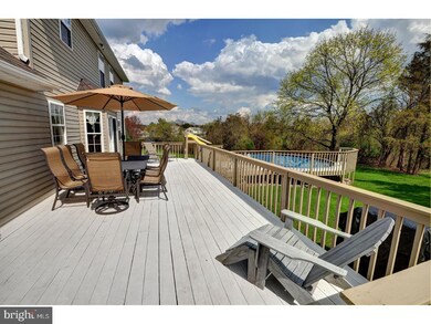 1054 E 2nd St, Red Hill, PA 18076 - photo 3