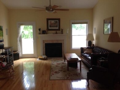 51 Rockrose Dr, East Greenbush, NY 12061 - photo 2