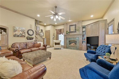 2105 NE 15th St, Moore, OK 73160 - photo 6