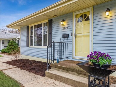 2924 Vine St, West Des Moines, IA 50265 - photo 5