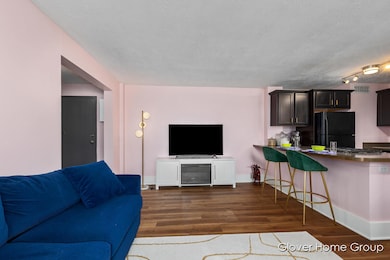 Hillmount unit 201, Grand Rapids, MI 49503 - photo 4