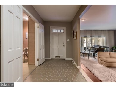 412 Sentinel Rd, Moorestown, NJ 08057 - photo 4