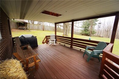 131 Valley View Rd, Eighty Four, PA 15330 - photo 6