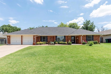 12112 Camelot Place, Oklahoma City, OK 73120 - photo 4