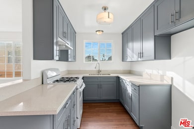 12325 Oxnard St unit 6, Los Angeles, CA 91606 - photo 4