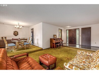 Living Room/Dining Room