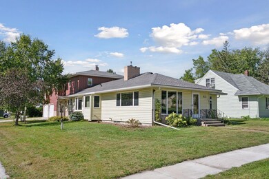 612 S 11th St, Olivia, MN 56277 - photo 4