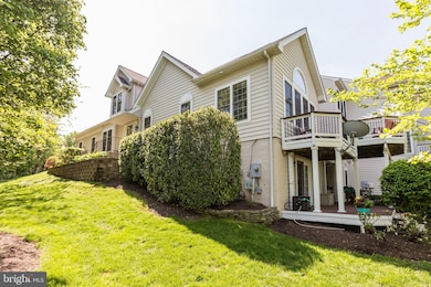 25655 Tremaine Terrace, Chantilly, VA 20152 - photo 3