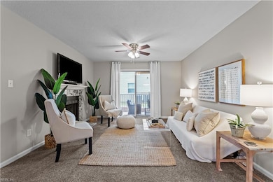 502 Thorncliff Dr unit 104, Newport News, VA 23608 - photo 4