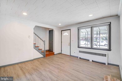 3911 Colchester Rd, Baltimore, MD 21229 - photo 4