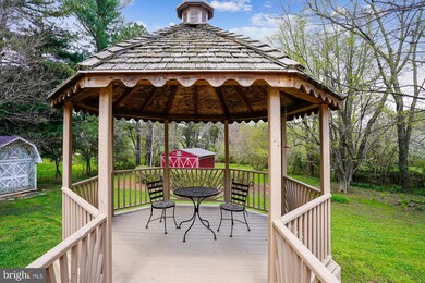 8014 Hillcrest Dr, Manassas, VA 20111 - photo 3