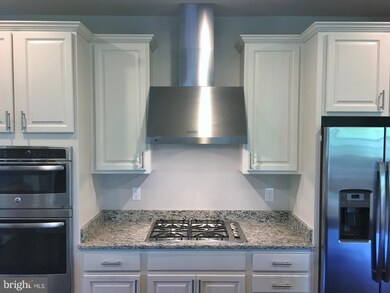 9404 Lomax Forest Dr unit 9, Manassas, VA 20112 - photo 5