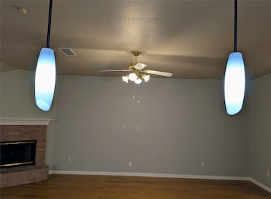 6005 Harwood Crossing Dr, Arlington, TX 76018 - photo 6