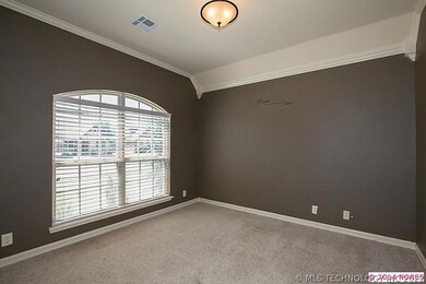 2304 W Quinton St, Broken Arrow, OK 74011 - photo 2