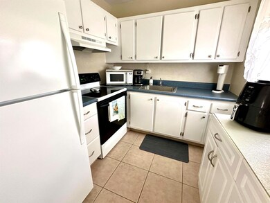 160 Coventry G unit 160, West Palm Beach, FL 33417 - photo 7