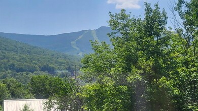 23 Birch Rd unit 2 Upper, Lincoln, NH 03251 - photo 4