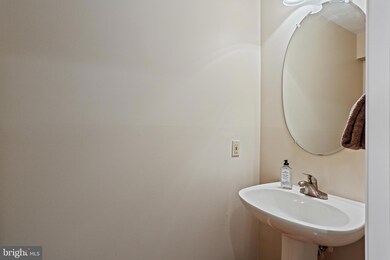 5327 Chase Lions Way, Columbia, MD 21044 - photo 7