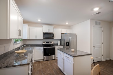 140 Carrington Dr, Lugoff, SC 29078 - photo 5