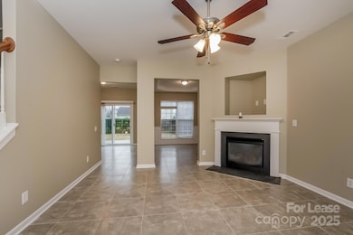 5307 Peachwood Dr, Charlotte, NC 28216 - photo 4