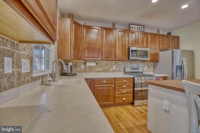 5821 Dillon John Ct, White Marsh, MD 21162 - photo 3