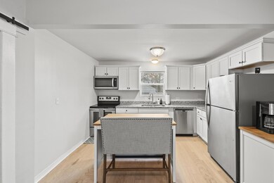 Kitchen_205 S Wayne Ave
