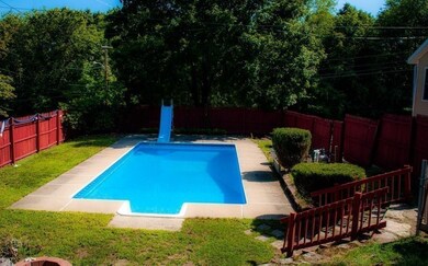 132 Heard St, Worcester, MA 01603 - photo 2