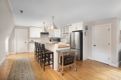 31 Sharon Rd unit 5, Salisbury, CT 06039 - photo 2