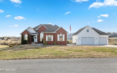 108 Fishers Loop