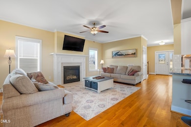 141 Vibernum View, Four Oaks, NC 27524 - photo 6