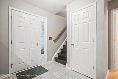 20 Saint Paul Ct, Tinton Falls, NJ 07712 - photo 7