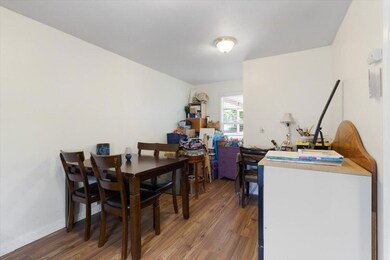 14-581 E Main St-14