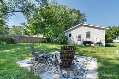 200 E 38th-05 (1)