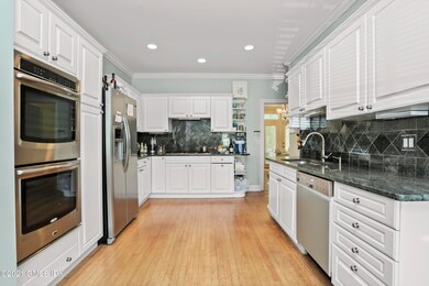 Gourmet Kitchen