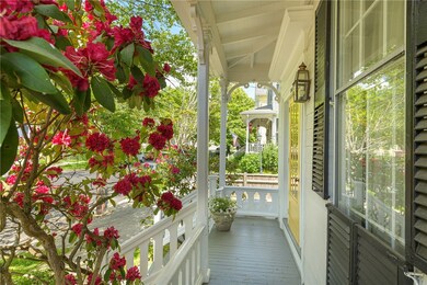 106 Franklin St, Bristol, RI 02809 - photo 4