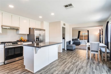 1113 Juniper Ct, San Jacinto, CA 92582 - photo 7