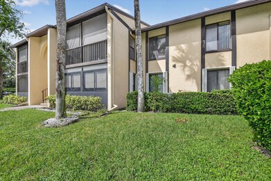 815 Sky Pine Way unit B1, Greenacres, FL 33415 - photo 4